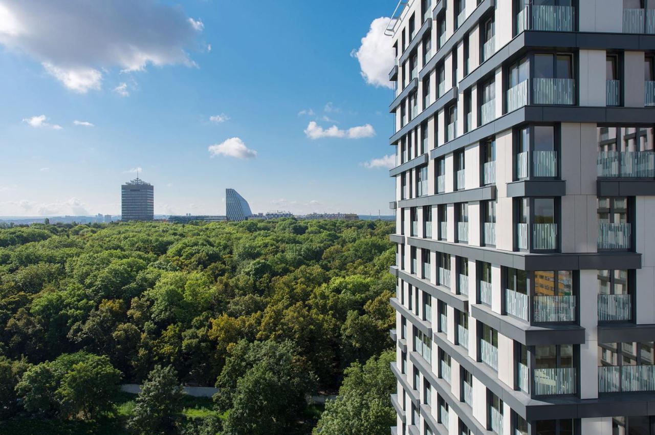 Centrum Park Apartment Прага Екстериор снимка